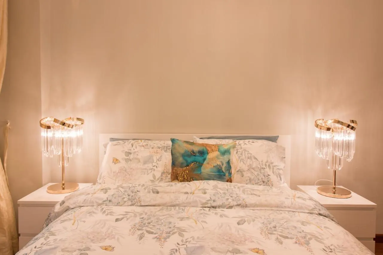Luxurious 2Br - Fully Upgraded - High-End Facilities Apartment Dubai